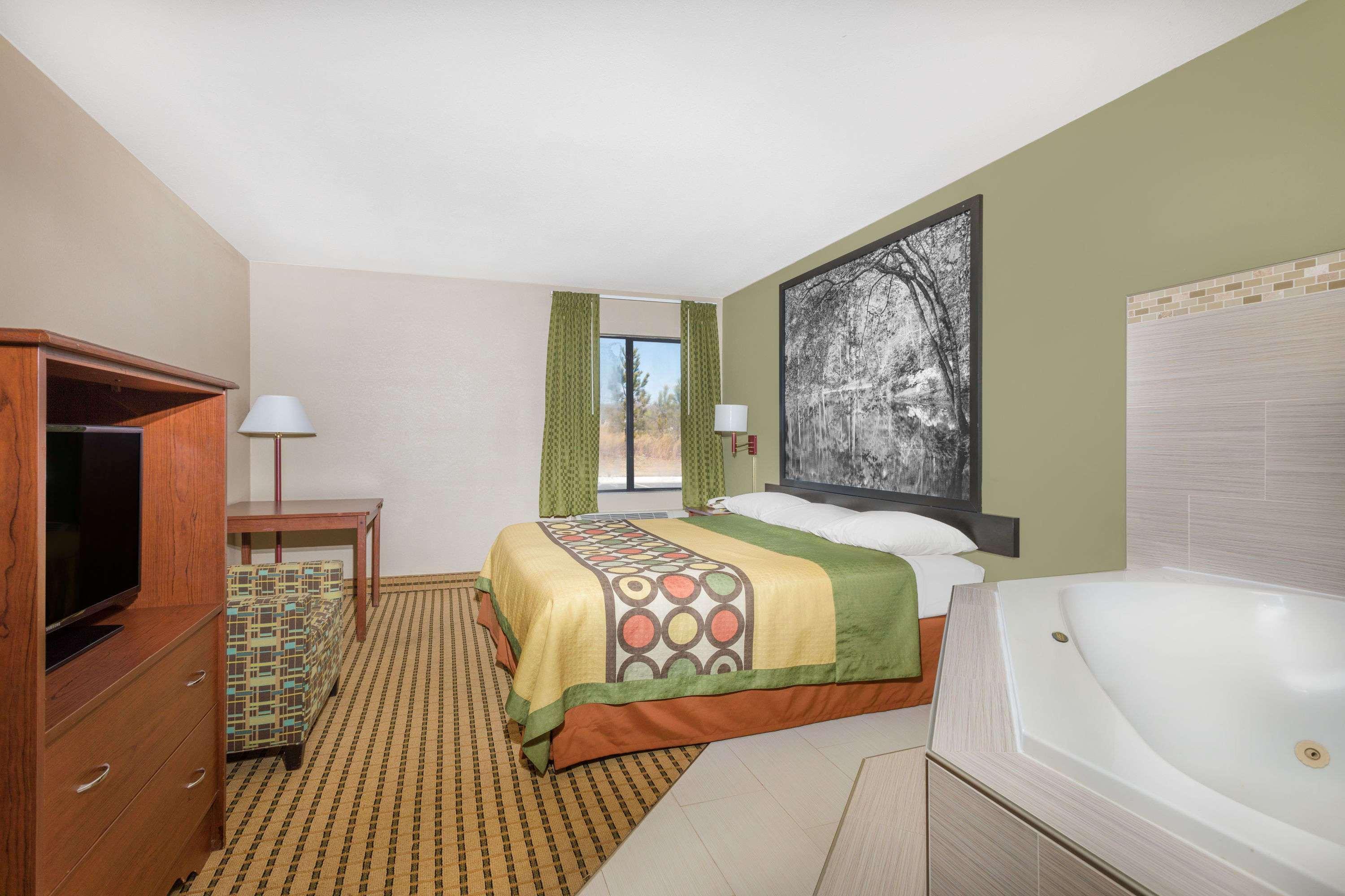Super 8 By Wyndham Dawsonville Eksteriør bilde
