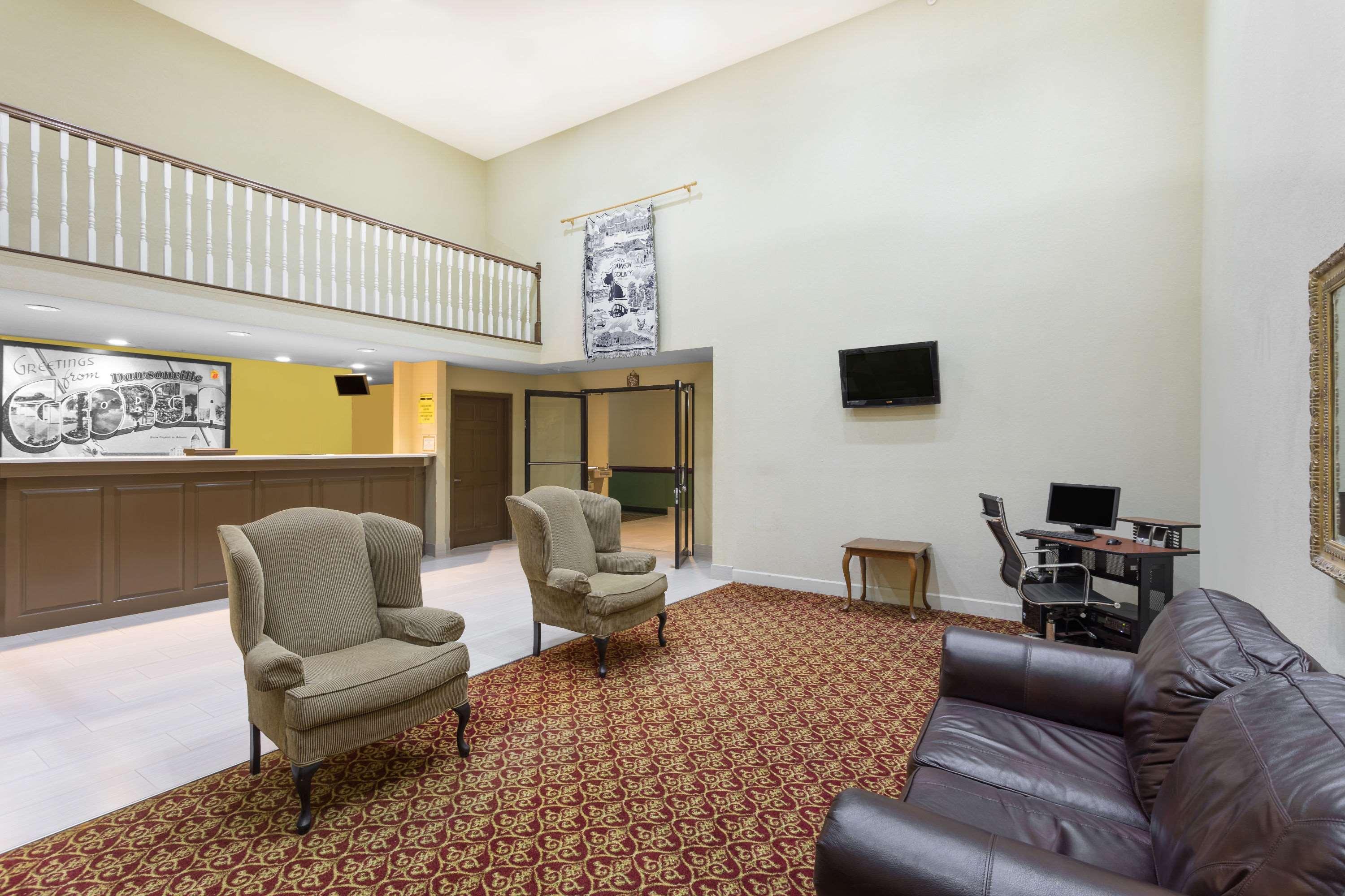 Super 8 By Wyndham Dawsonville Eksteriør bilde