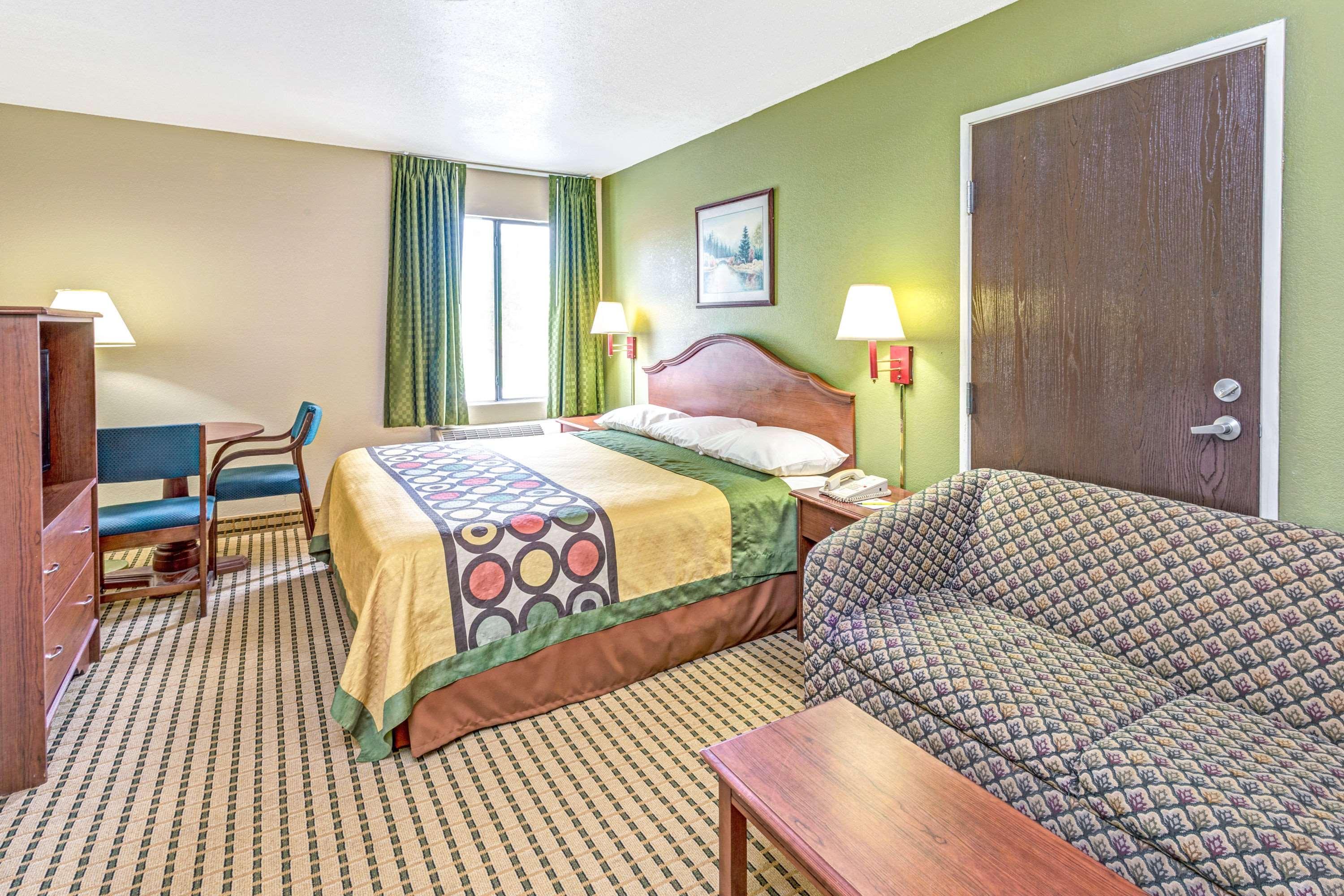 Super 8 By Wyndham Dawsonville Eksteriør bilde
